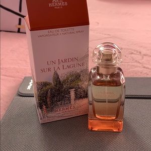 Hermès un jardin sur la lagune